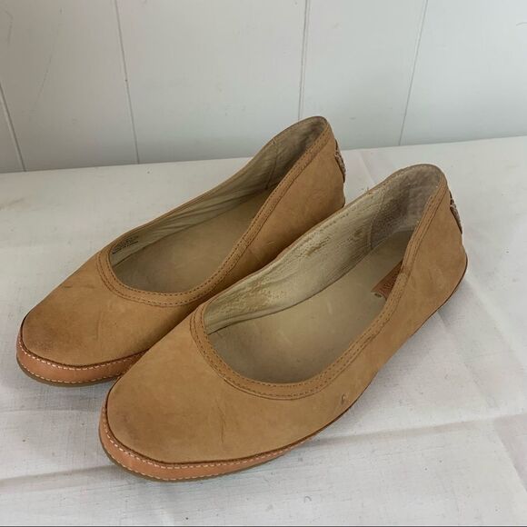 Leather Flats FRYE Tegan Ballet Slip On shoes Nubuck Tan size 6.5 - Picture 1 of 10